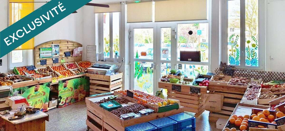 Photo 2 - Commerce à LANGRUNE-SUR-MER