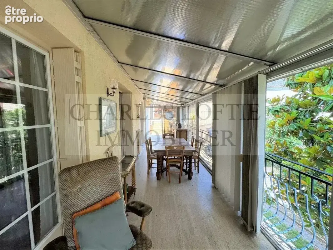 Ensemble immobilier situé à 5 minutes d'un village en Bouriane avec tous commerces - photo 10