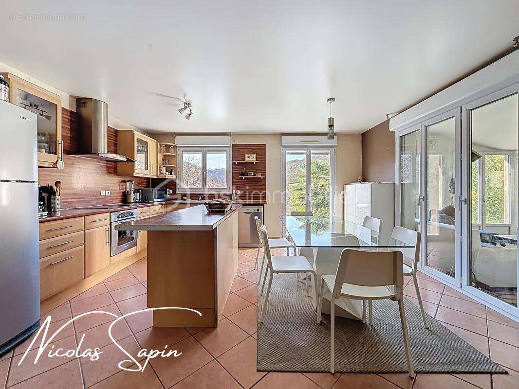 Maison à SECHILIENNE