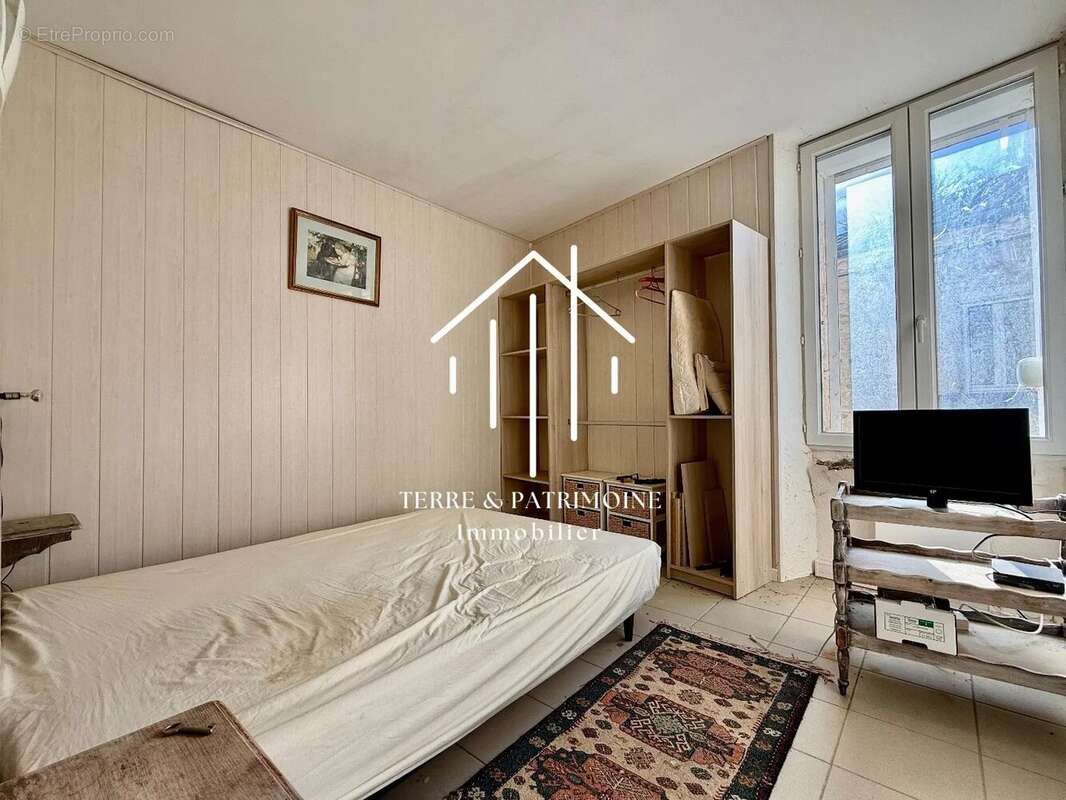 Maison à SAINT-REMEZE