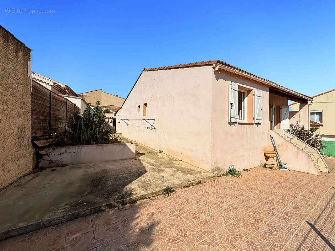 Maison à LA FARE-LES-OLIVIERS