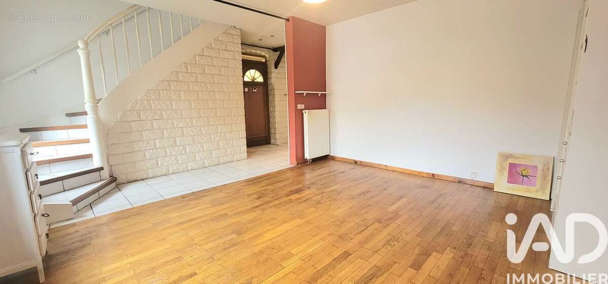 Maison 103 m² à Stiring-Wendel  - photo 9