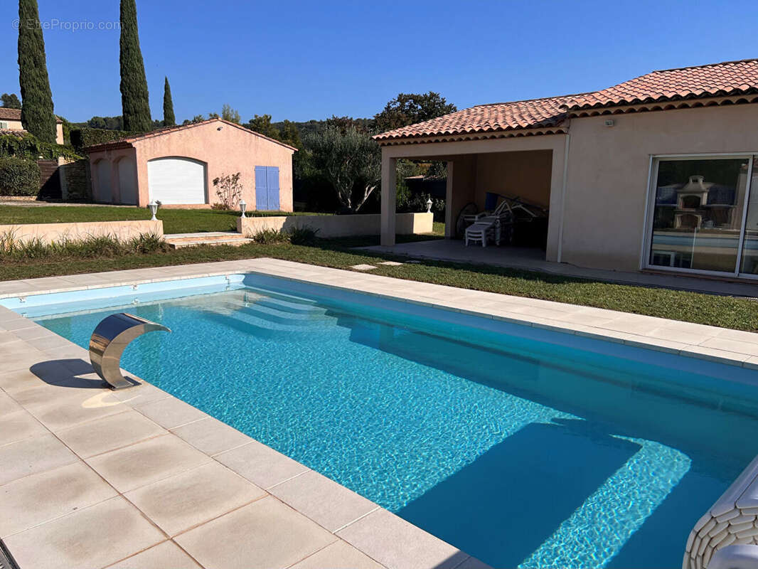 Belle maison  Etang de l'Olivier sur 4000 M2 de terrain divisible et constructible - photo 8