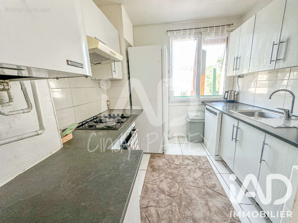 Photo 7 - Appartement à CLICHY-SOUS-BOIS