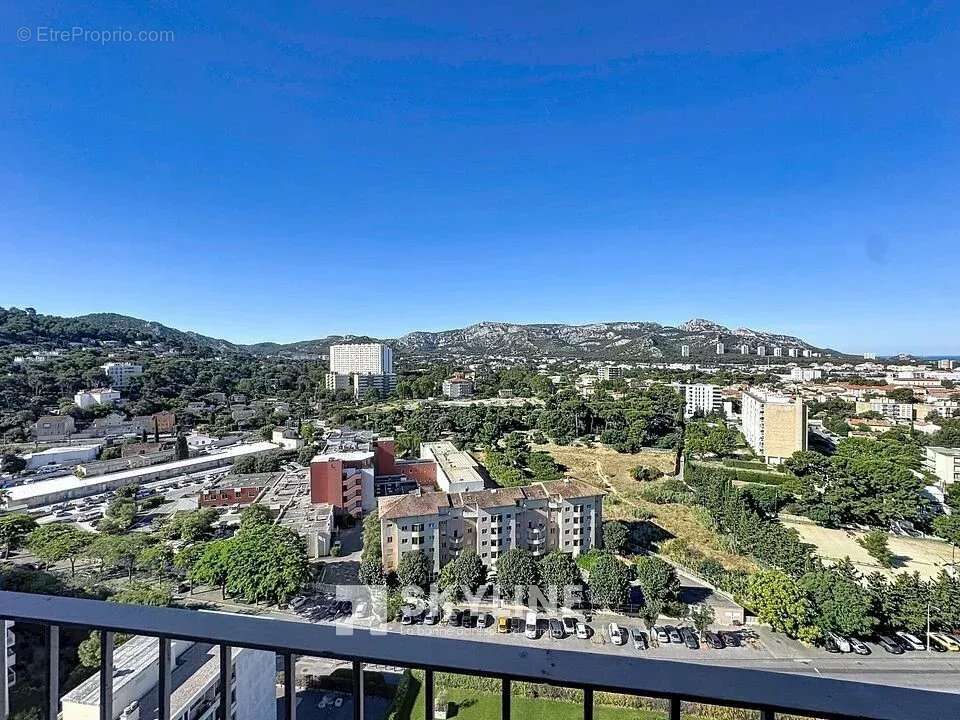 Appartement à MARSEILLE-9E