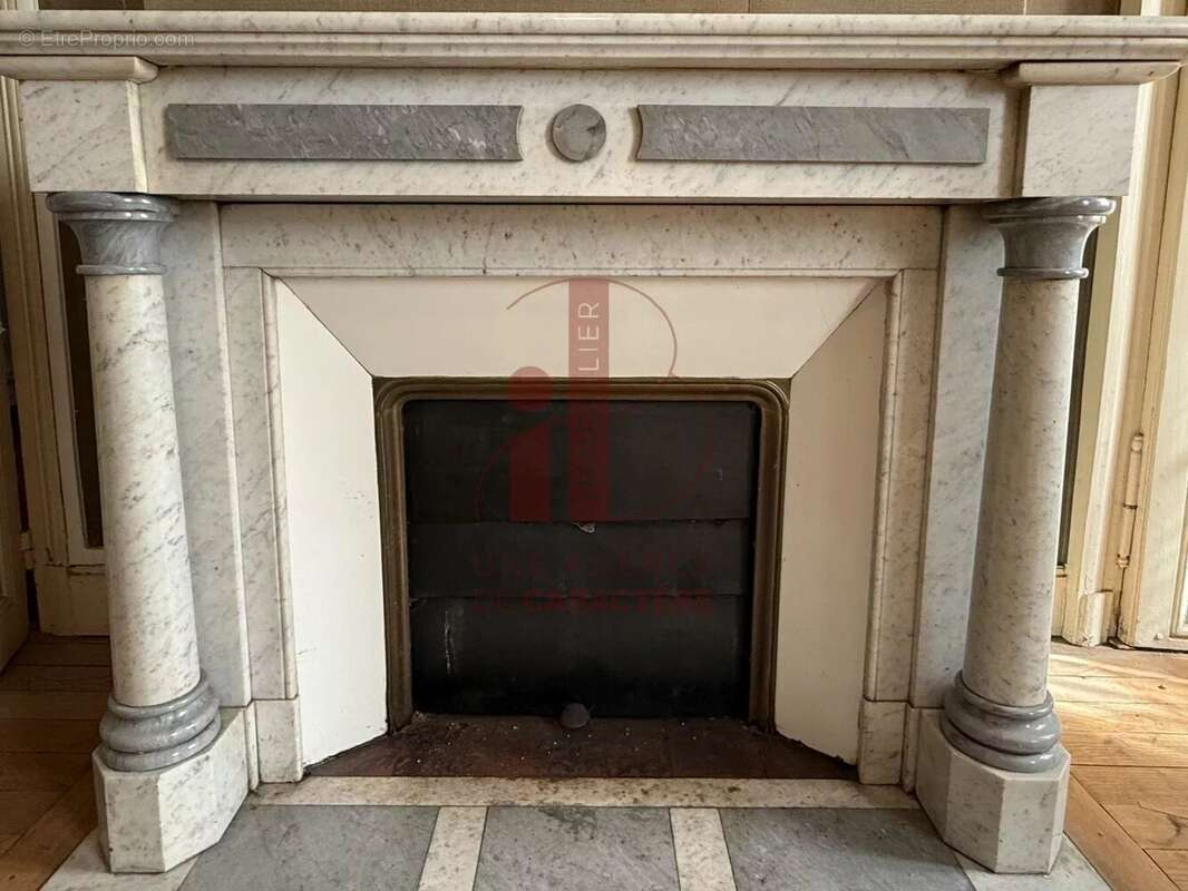 Maison à FONTAINEBLEAU