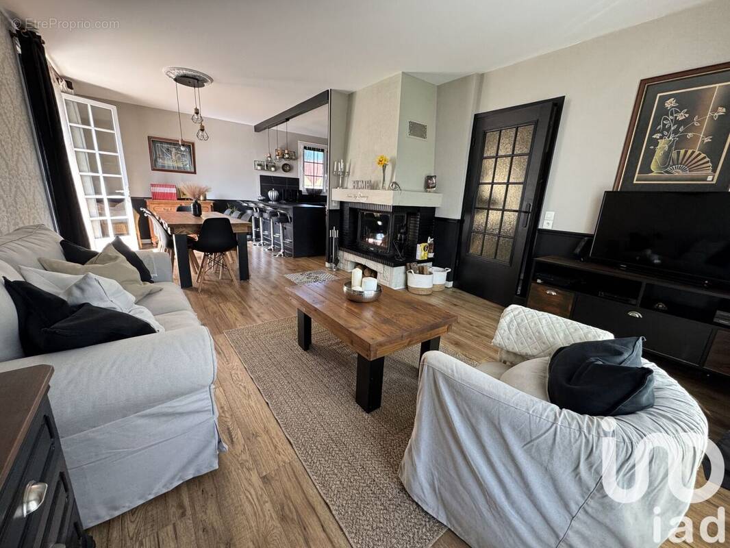 Photo 1 - Maison à SAINT-DENIS-LES-PONTS