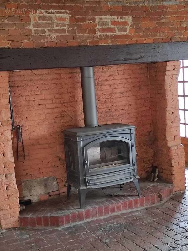 Maison à LIVET-SUR-AUTHOU