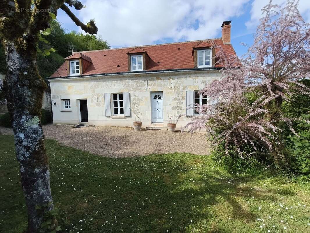 Maison à RUILLE-SUR-LOIR