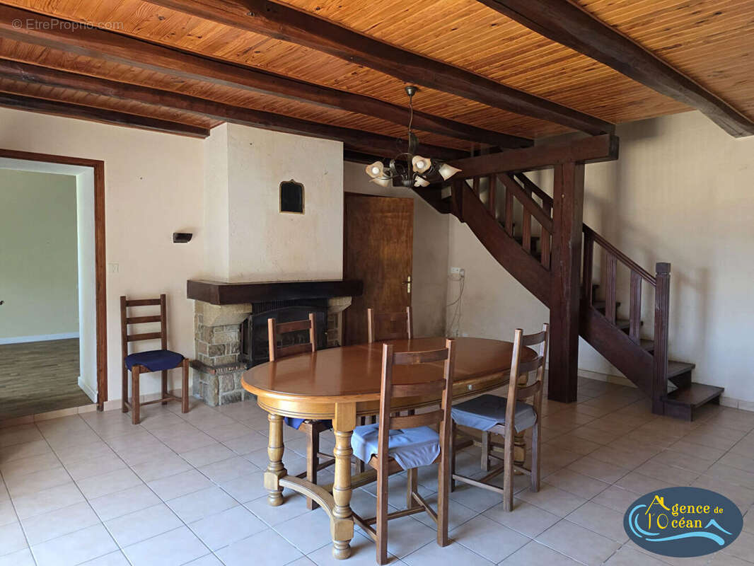 Maison à CAMOEL