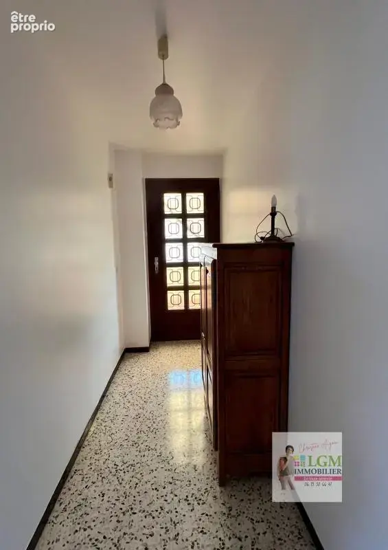 Idéal artisan, indépendant ou famille-maison avec garages et terrain à Cardet - photo 4