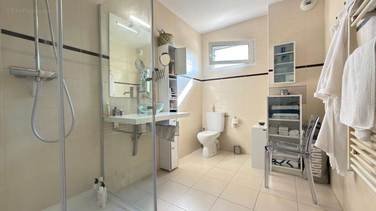 Appartement à NEUILLY-PLAISANCE