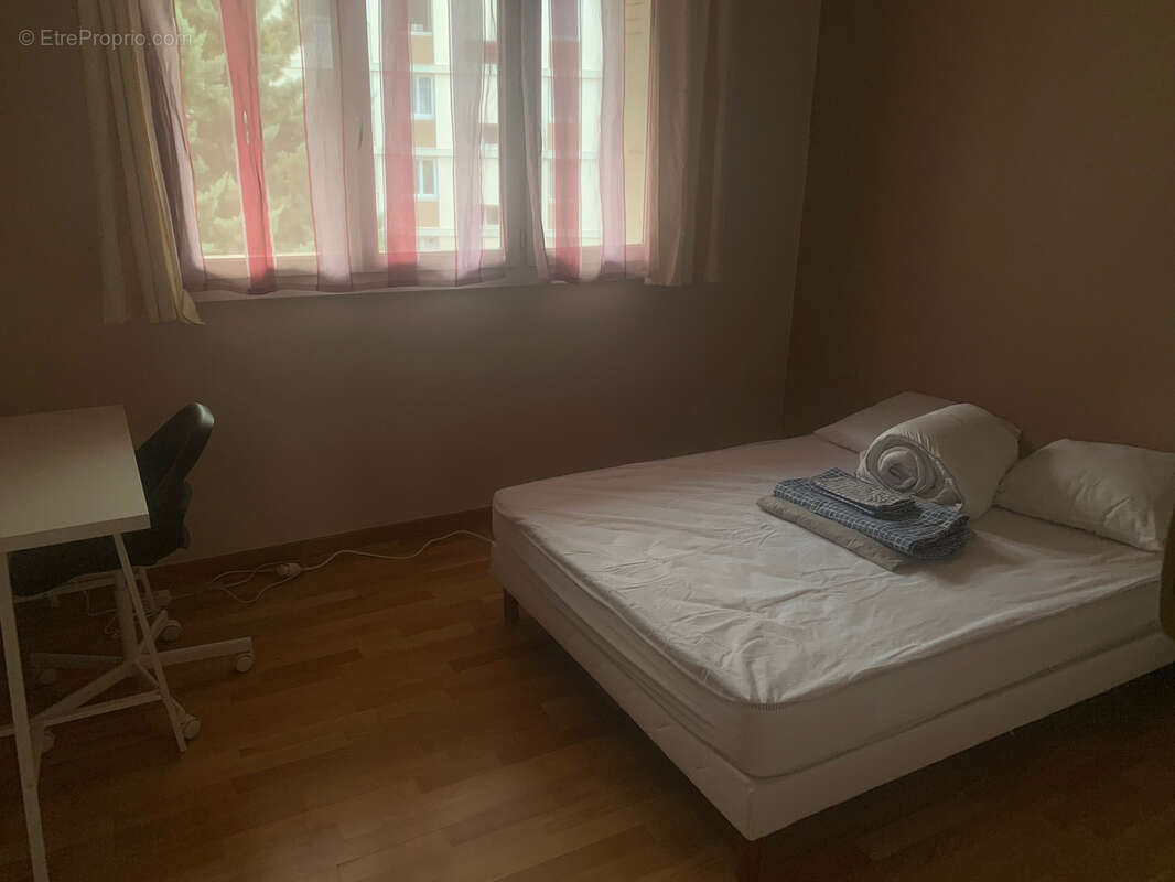 Appartement à BRON