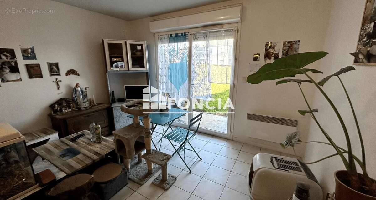 Appartement à PINEUILH