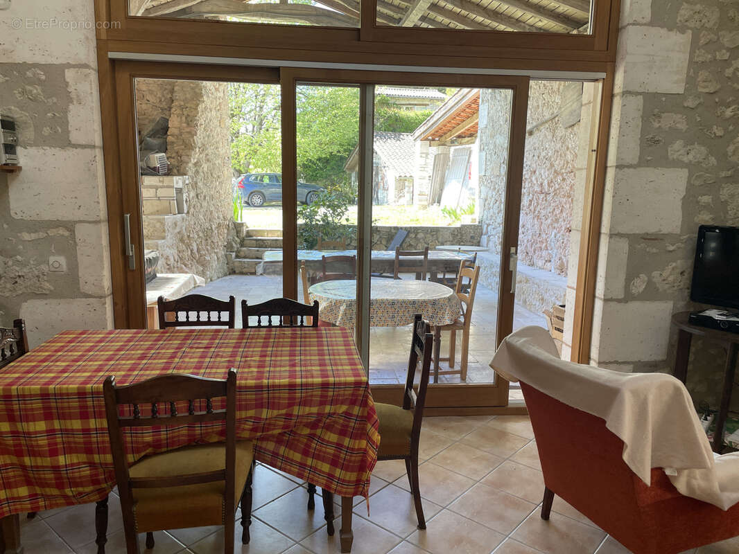 Propriété de charme à flanc de colline avec logements indépendants et vues imprenables - photo 12