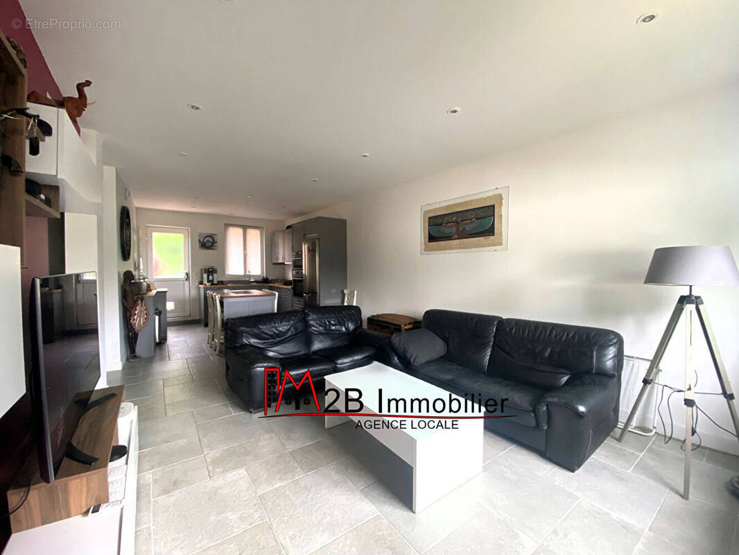 Appartement à THORIGNY-SUR-MARNE