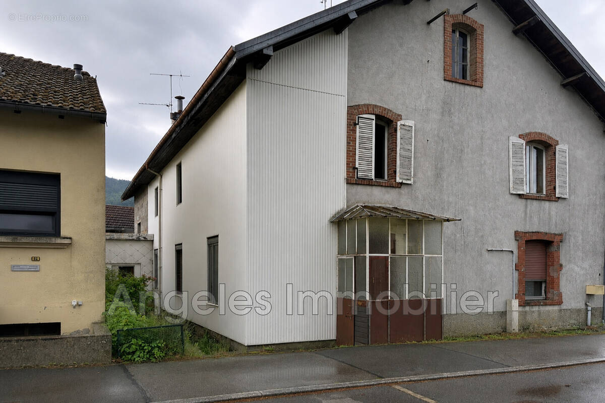 Maison à SAULXURES-SUR-MOSELOTTE