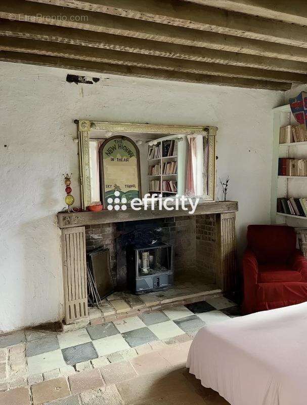 Maison à SAINT-HYMER