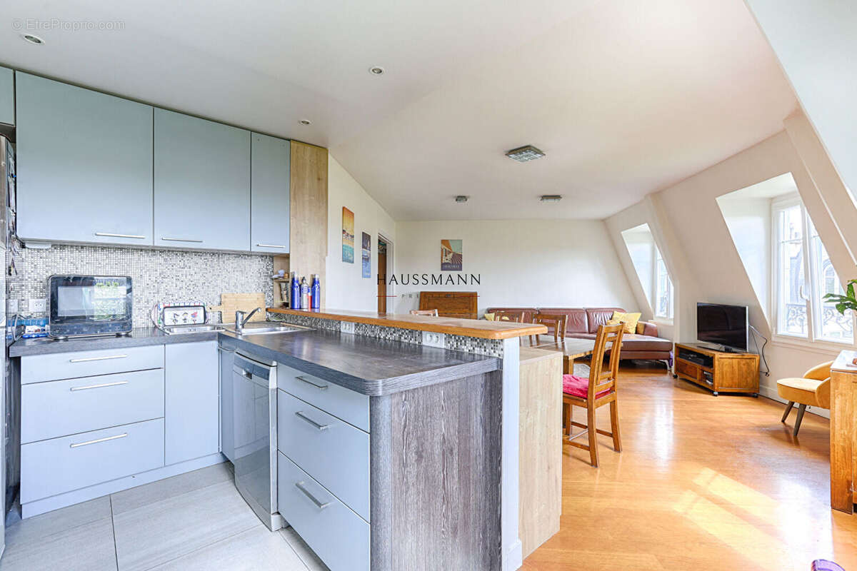 Appartement à PARIS-6E