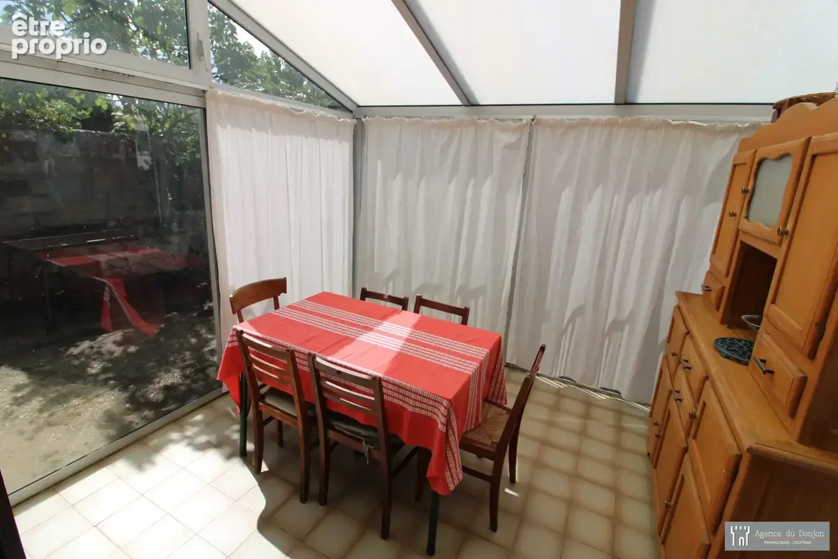 Maison 5 pièces 85 m² à vendre à Pons (17800) - photo 8