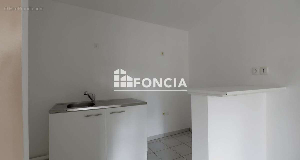 Appartement à VIGNEUX-SUR-SEINE