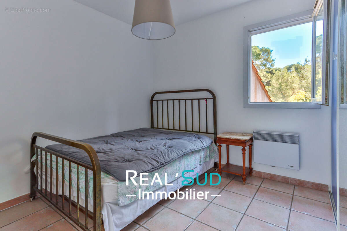 Maison à MARSEILLE-9E