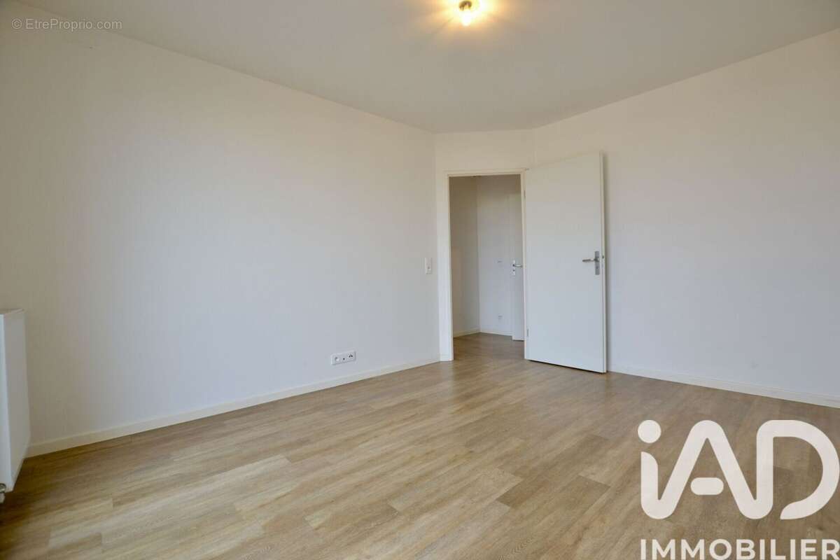 Photo 7 - Appartement à POISSY