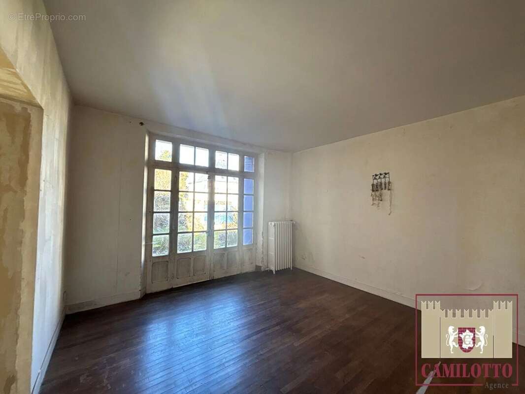 Maison à NOGENT-LE-ROI