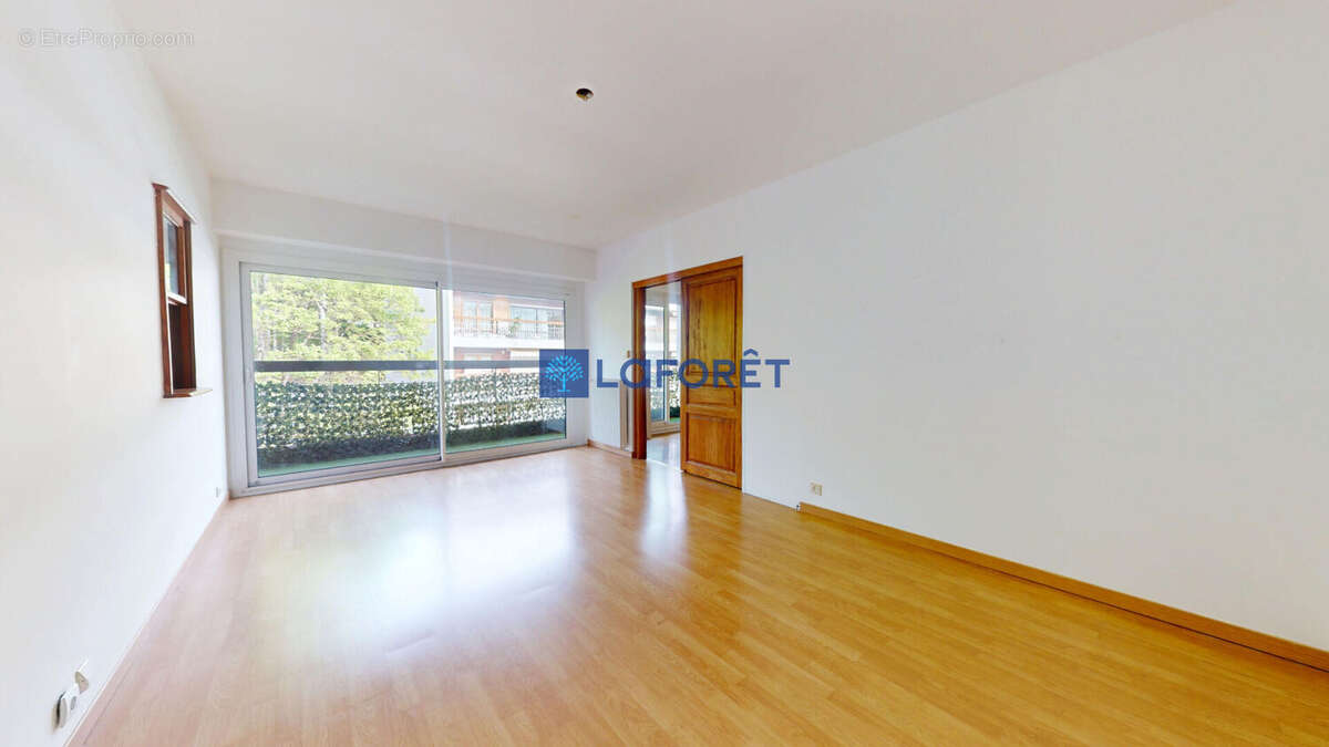 Appartement à ATHIS-MONS