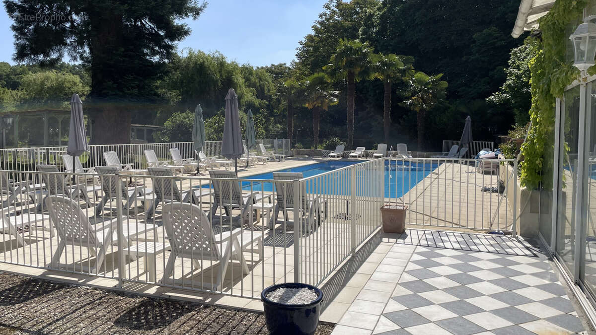 Maison à TOURNON-SAINT-PIERRE