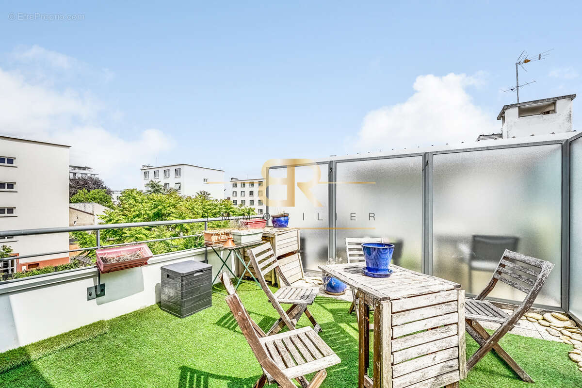 Appartement à AUBERVILLIERS
