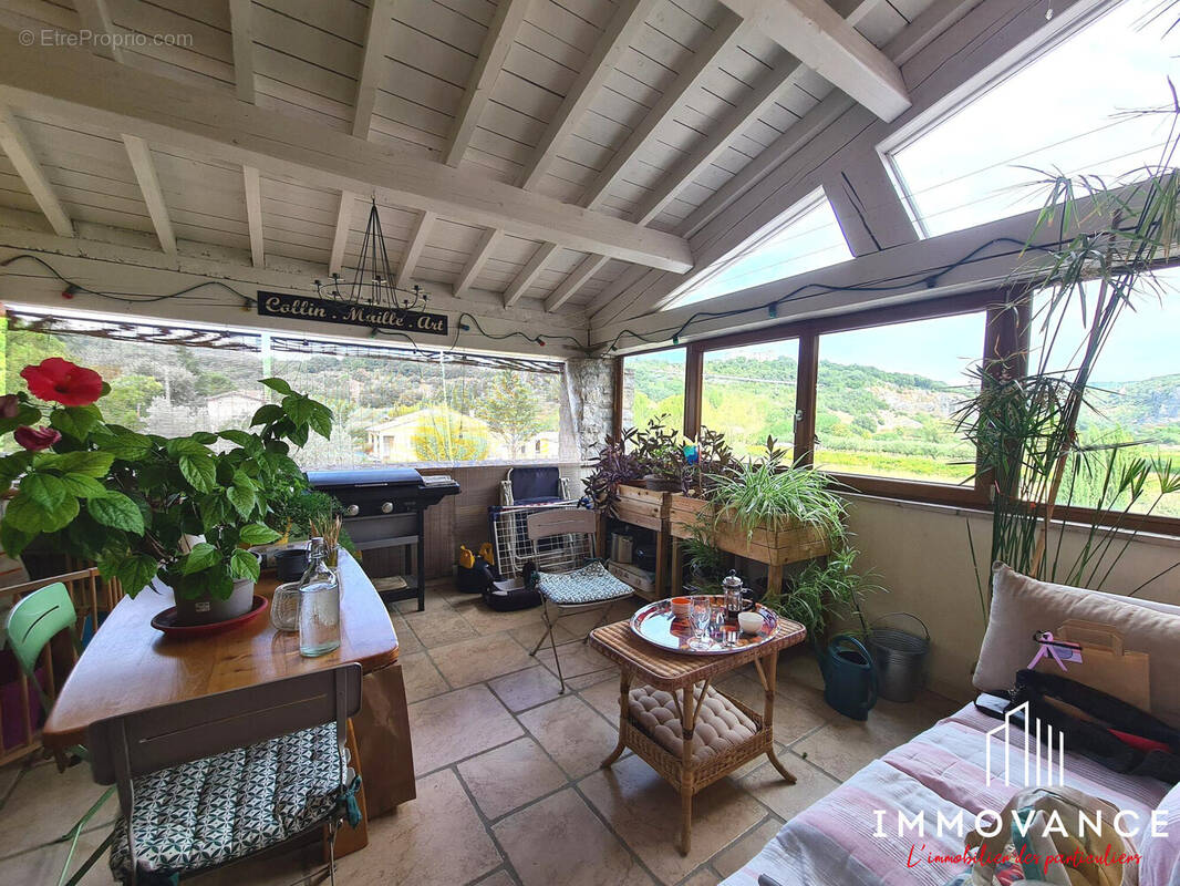 Appartement à TORNAC