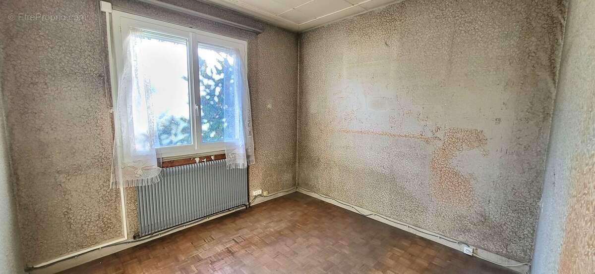 Maison à LE PLESSIS-ROBINSON