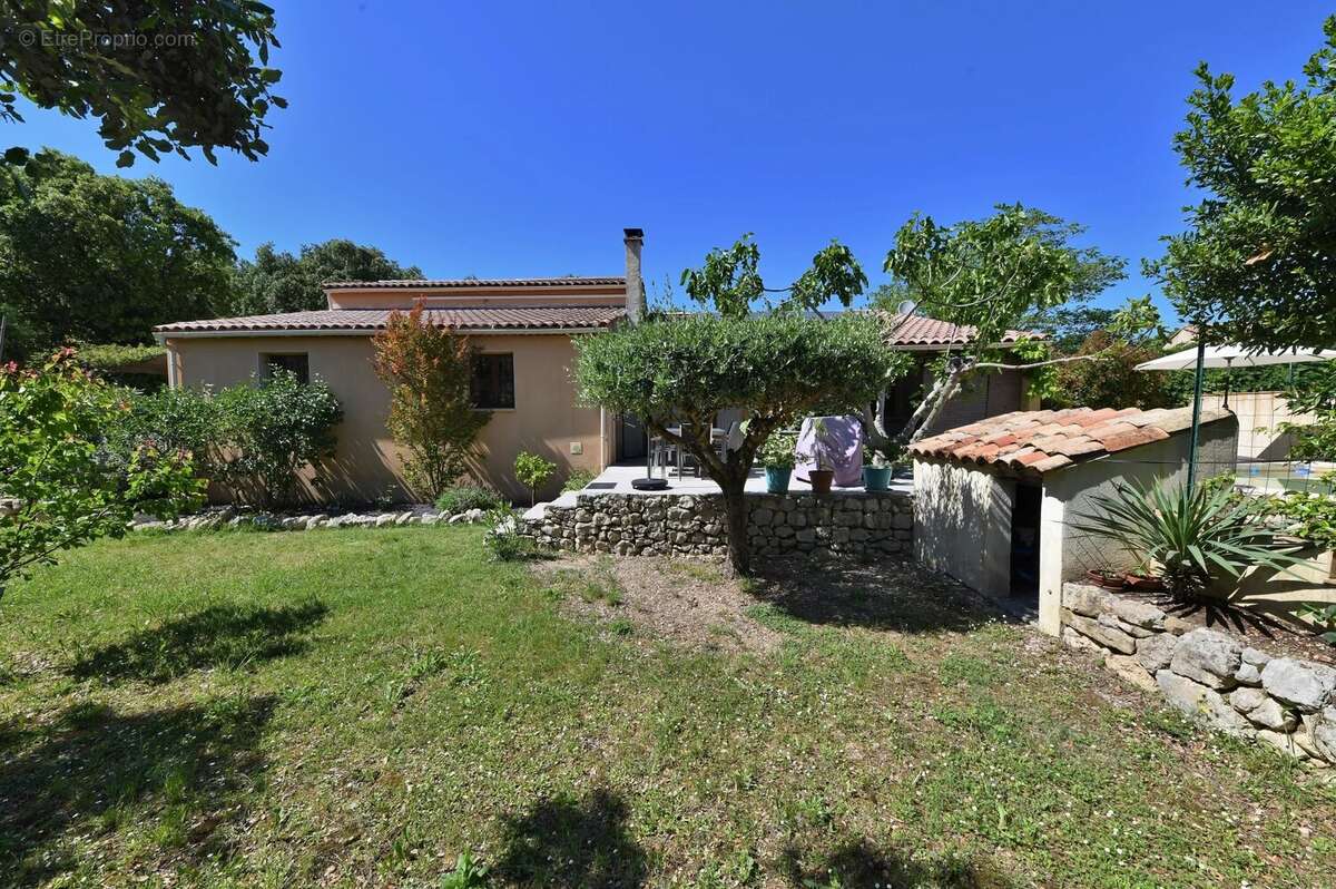 Maison à UZES