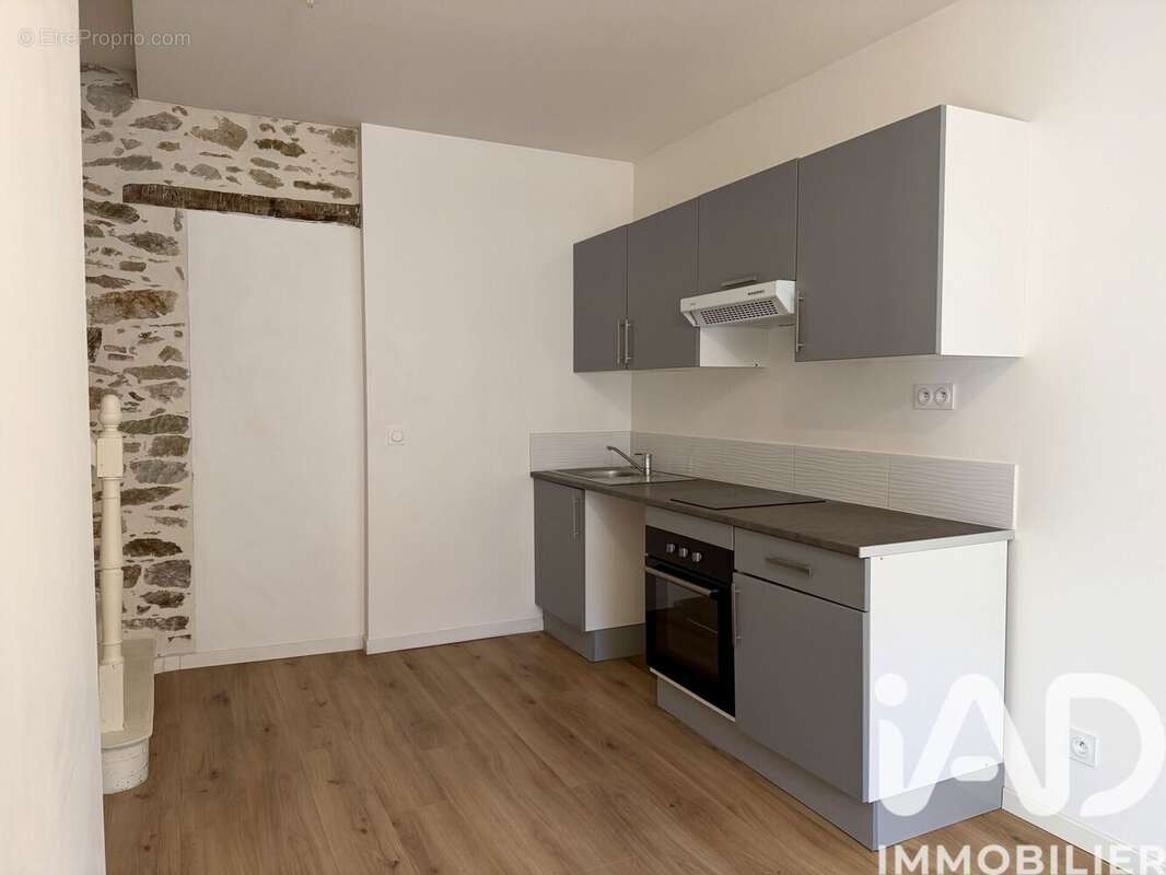 Photo 5 - Appartement à SAINT-ETIENNE-DE-MONTLUC