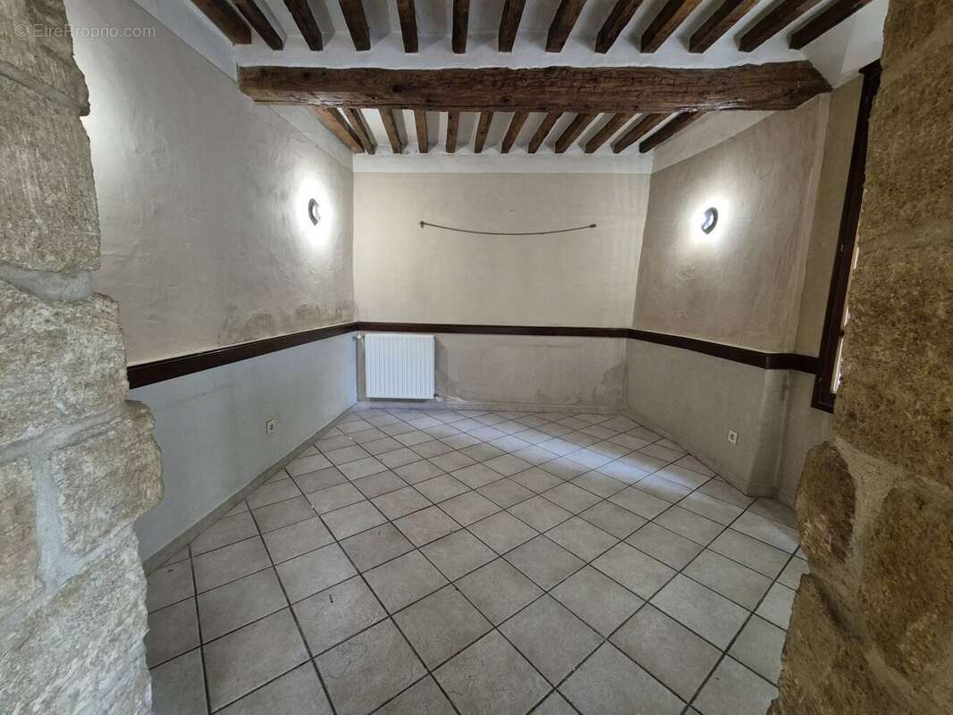 Maison à COURTHEZON