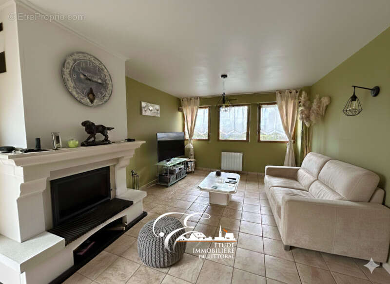 Maison à BAYENGHEM-LES-EPERLECQUES