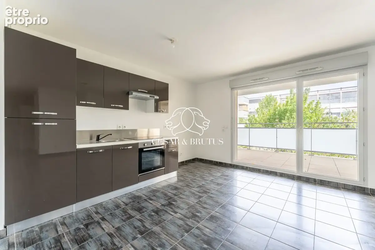 Appartement 63 m² à Vaulx-En-Velin  - photo 9