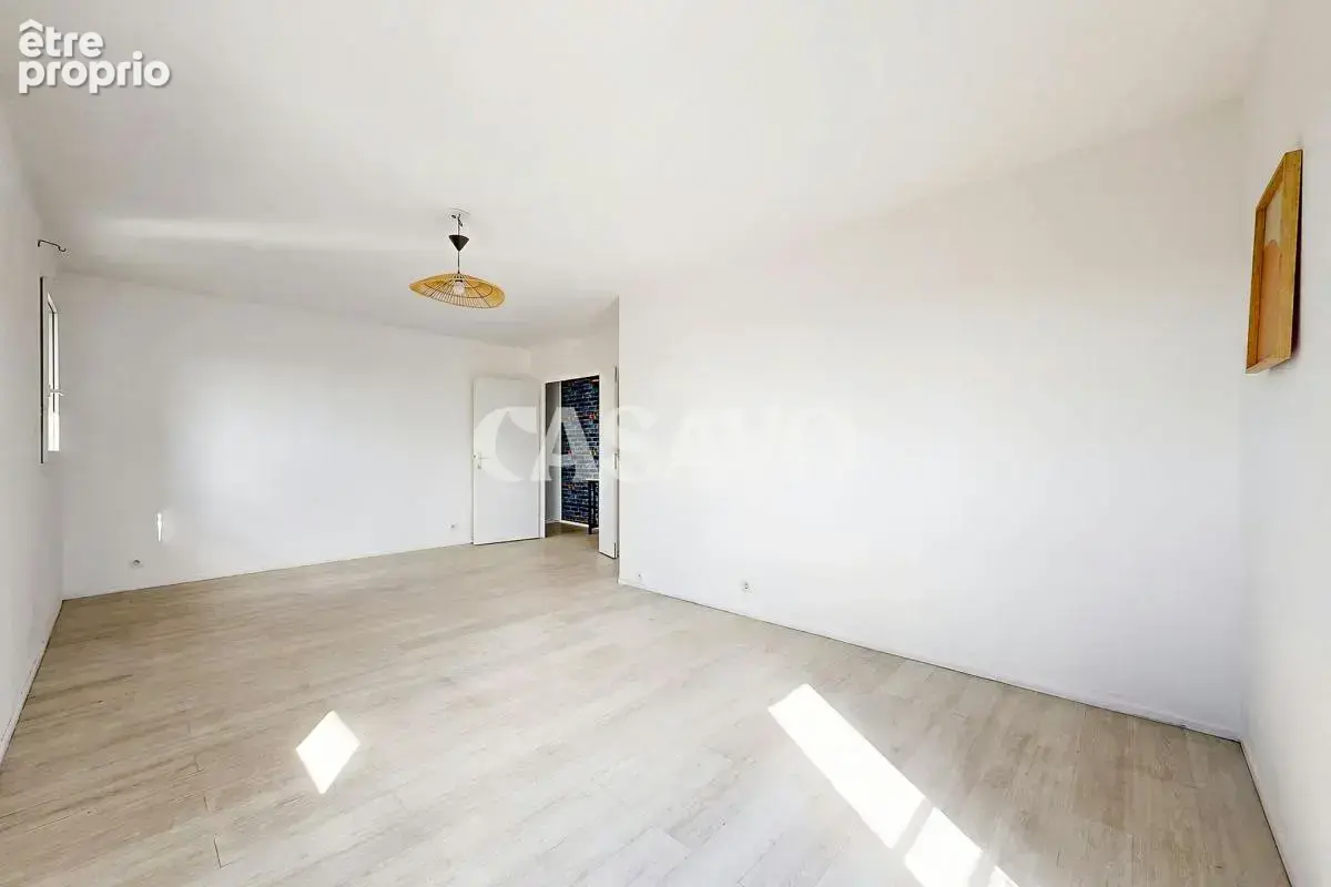 Vente Appartement 4 pièces de 73m² - 77000 Melun - photo 5