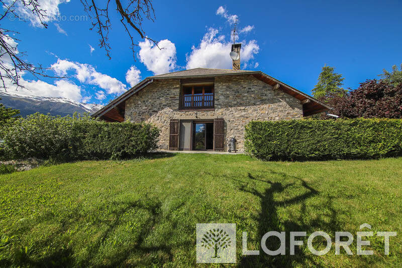Maison à EMBRUN