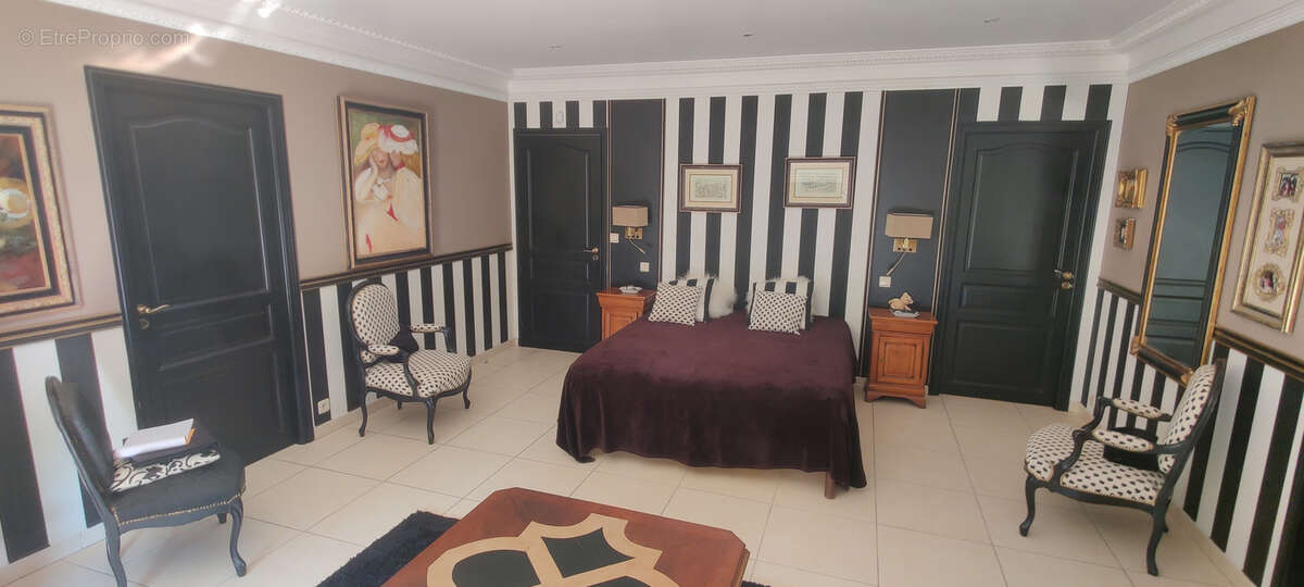 Maison à DRAGUIGNAN