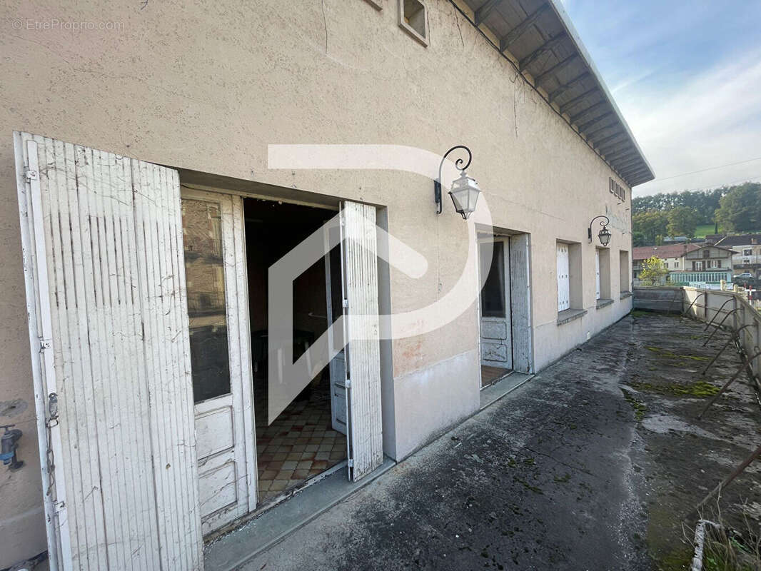 Appartement à BAGNAC-SUR-CELE