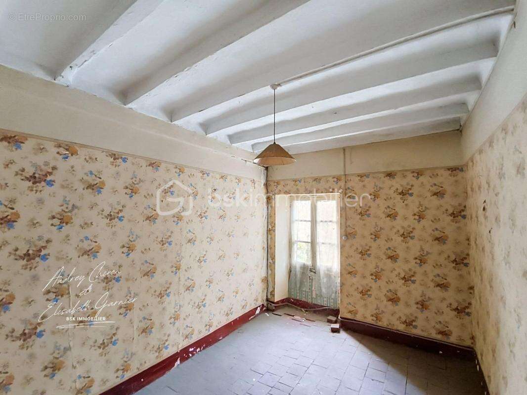 Maison à rénover 87 m² – fort potentiel – centre de Champigné - photo 8