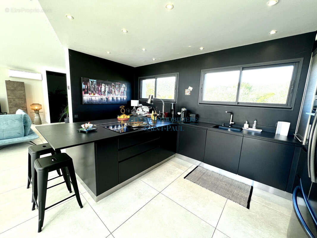 Maison à VIOLS-LE-FORT