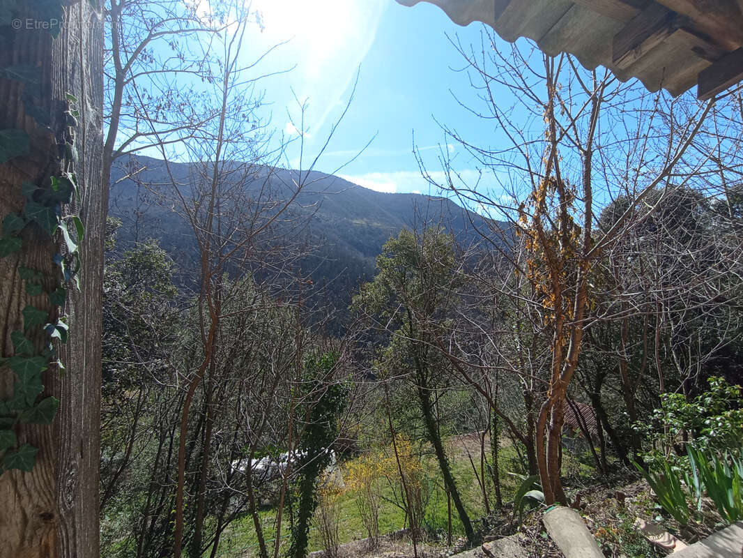 Maison à SAINT-ROMAN-DE-CODIERES