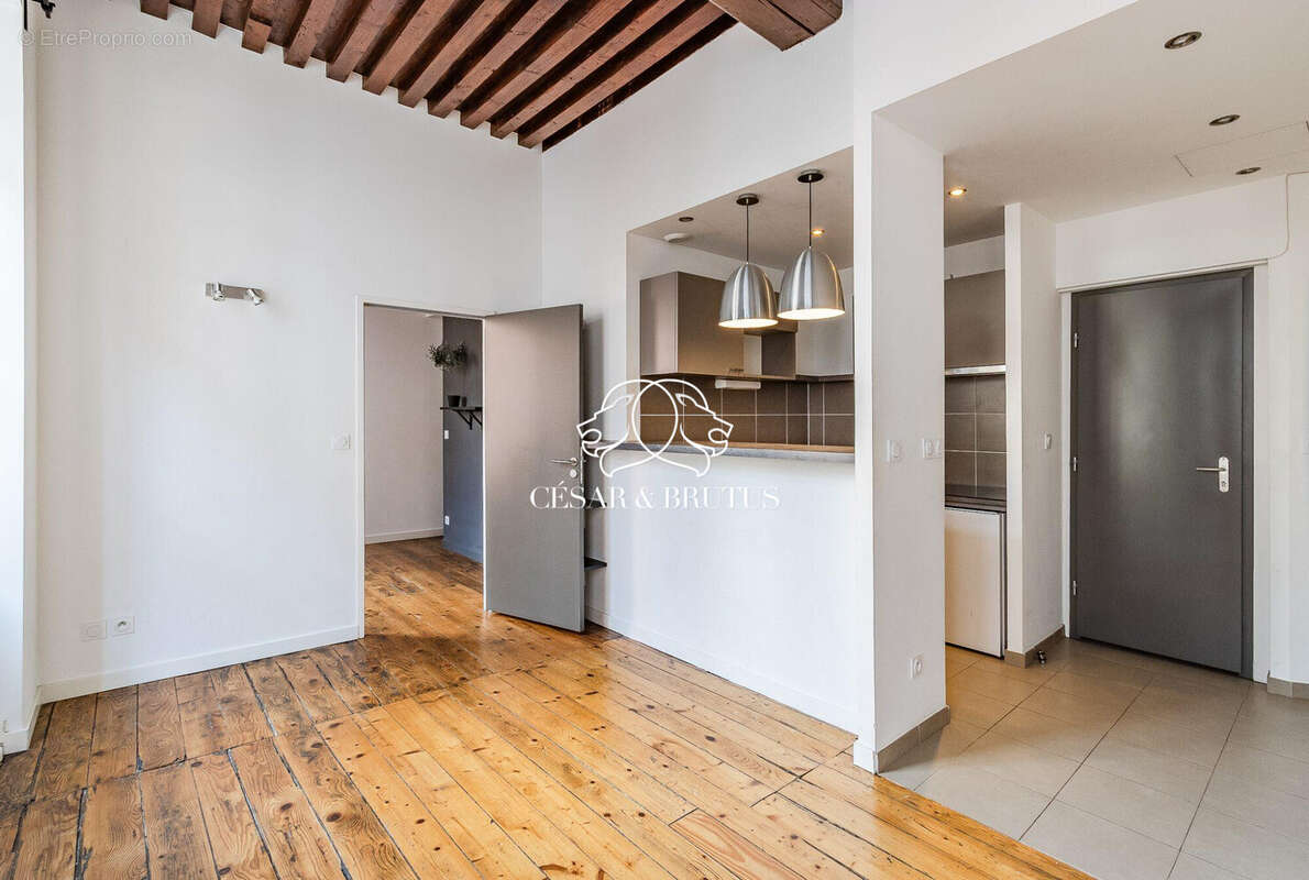 Appartement à LYON-1E