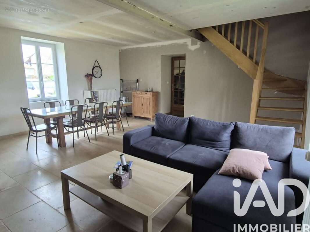 Maison 175 m² à Rom  - photo 9