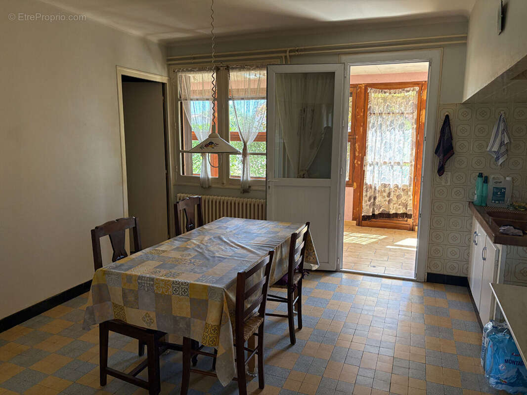 Maison T4 avec hangar à Moissac 4 pièces - photo 5