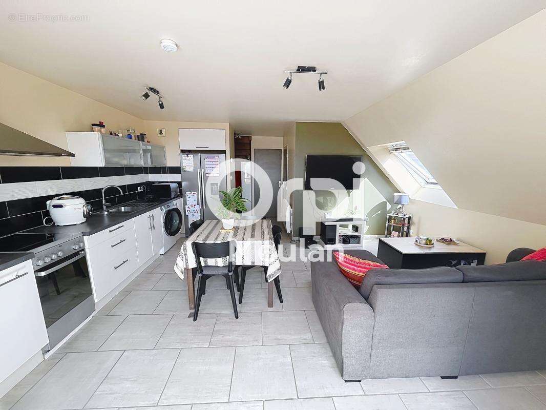Appartement à MEULAN