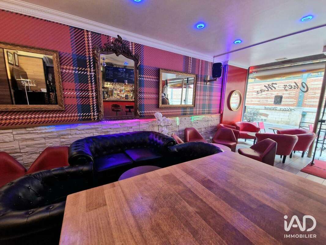 Photo 7 - Commerce à SENS